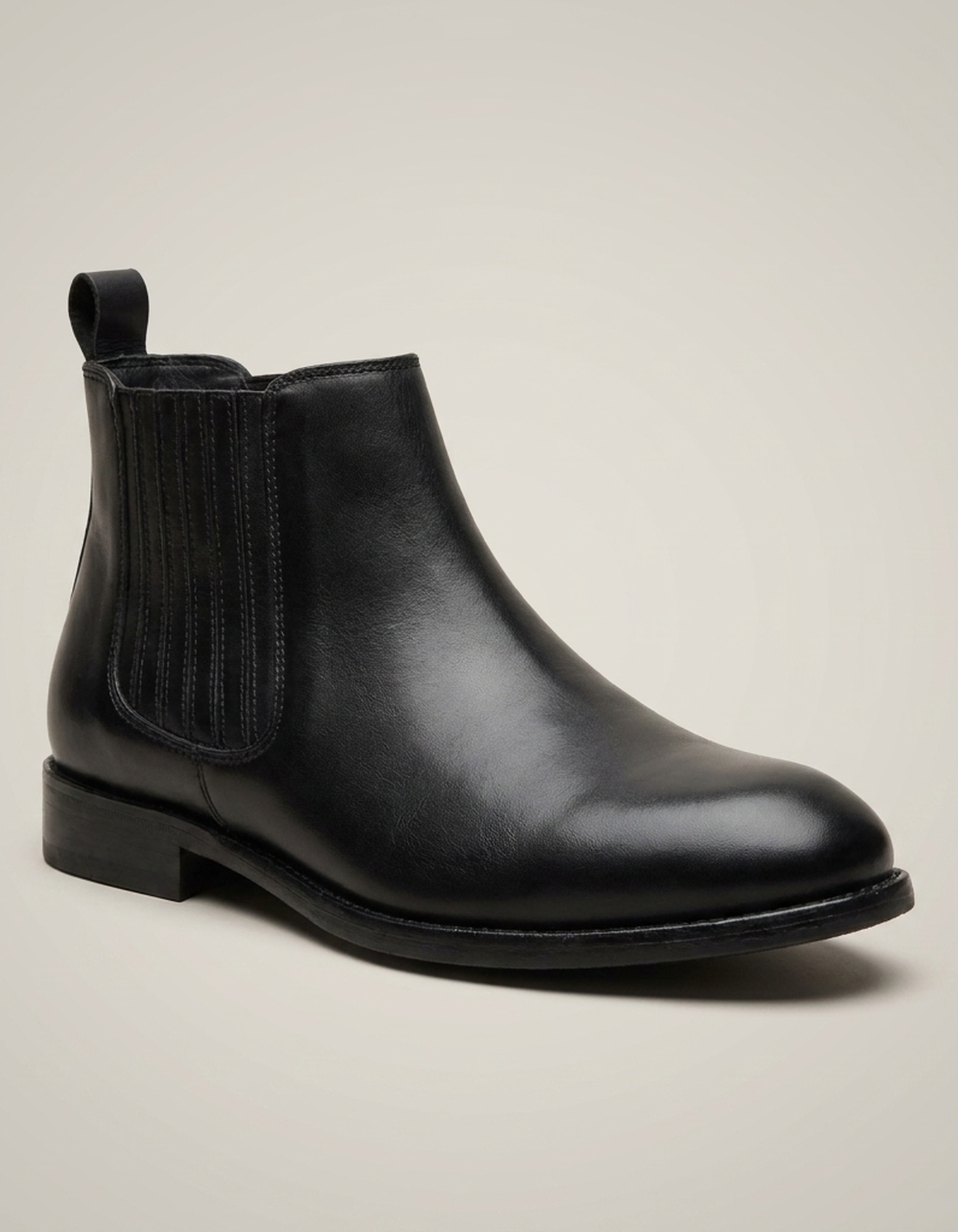 PLUXSTYLE::numise::arnoli-chelsea-boots::closeup-hero