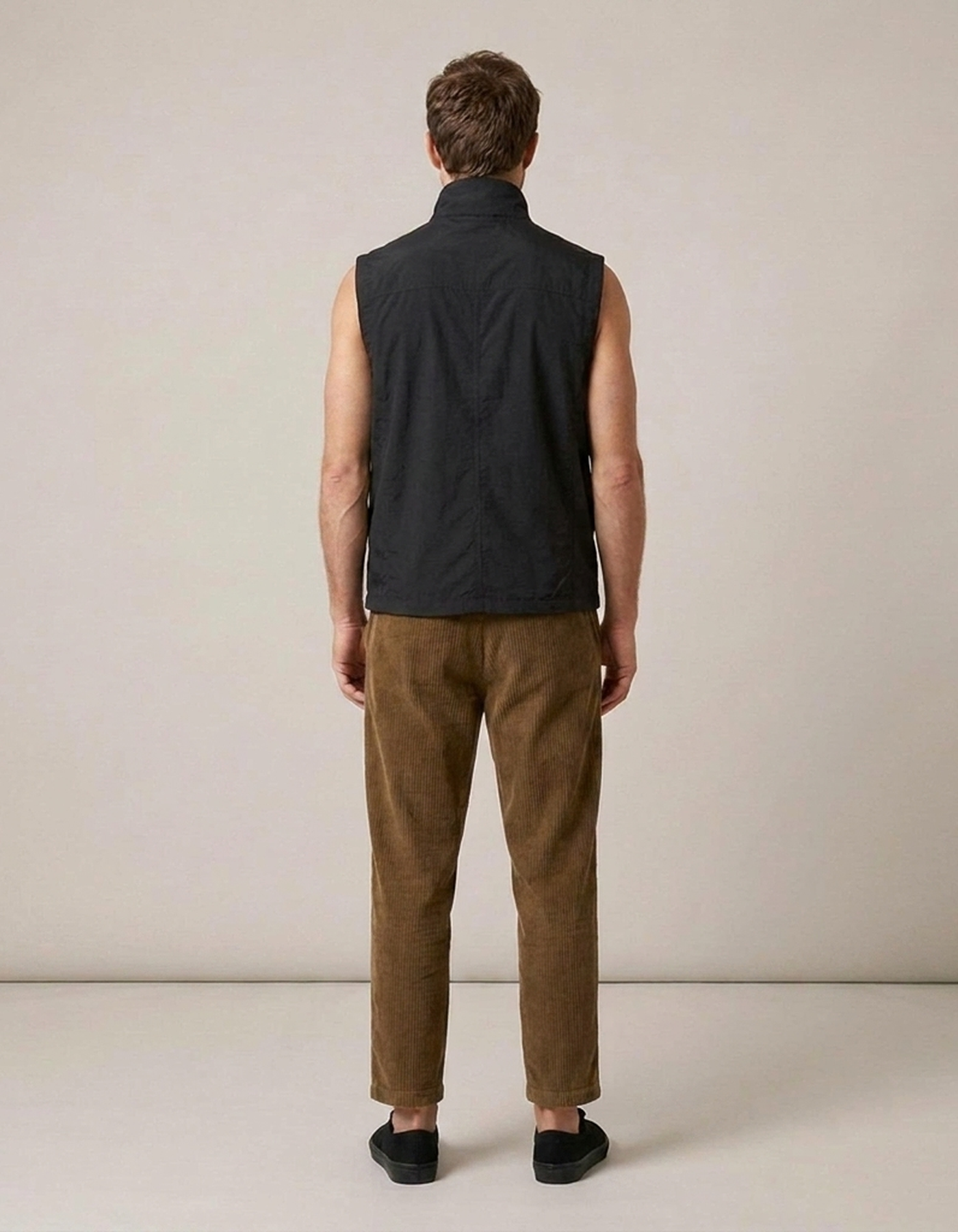 PLUXSTYLE::numise::mens-stand-collar-bodywarmer::back