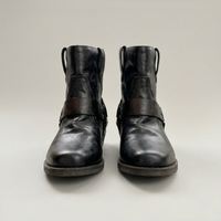 PLUXSTYLE::numise::mens-harness-strap-ankle-boots::pack-black