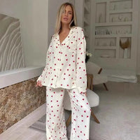 Pyjama-Set mit Herzprint und weitem Bein