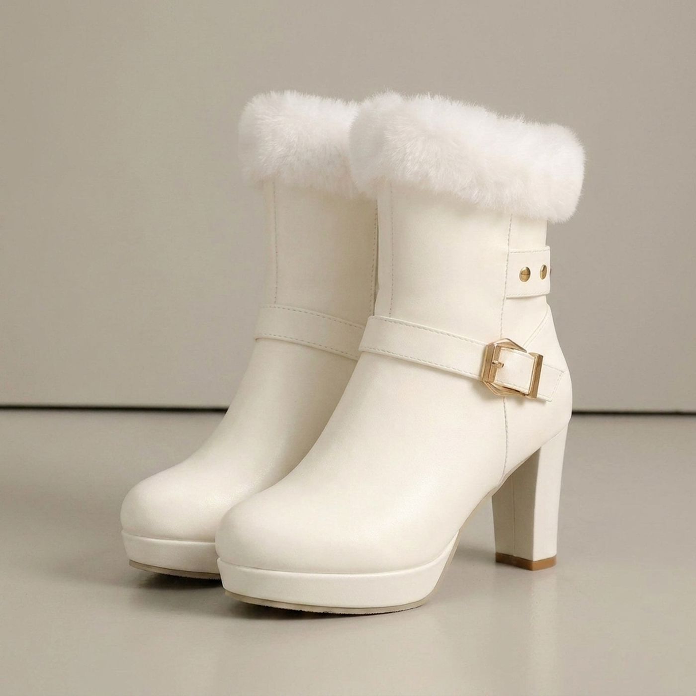 PLUXSTYLE::numise::cozy-platform-ankle-boots::closeup-detail