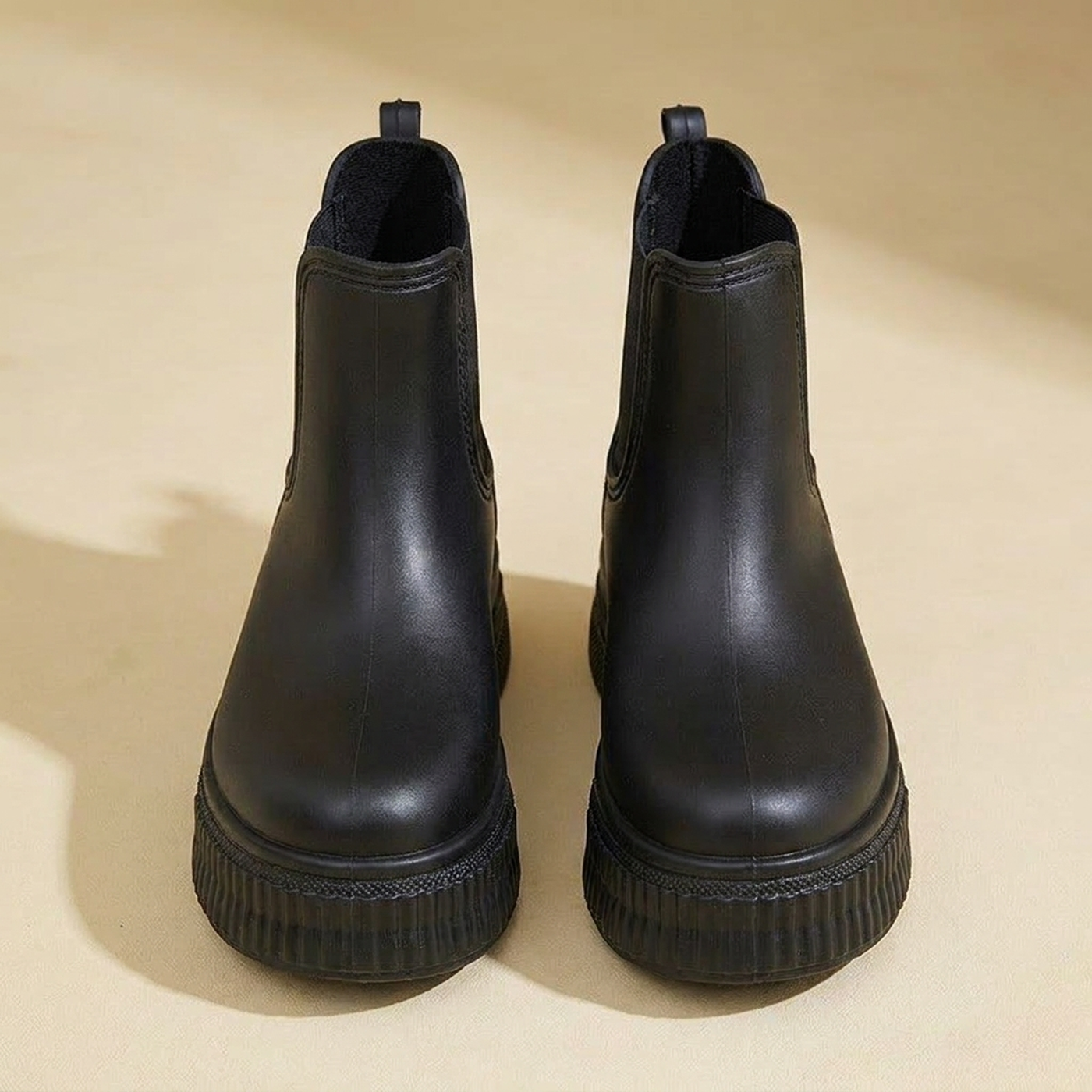 PLUXSTYLE::numise::olivia-platform-rain-boots::pack-black