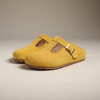 PLUXSTYLE::numise::felicia-modern-comfort-footwear::closeup-detail