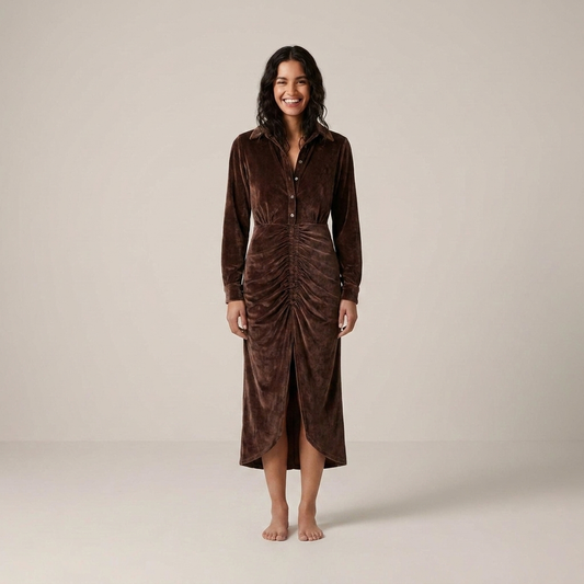 PLUXSTYLE::numise::alessia-pleated-midi-dress::front
