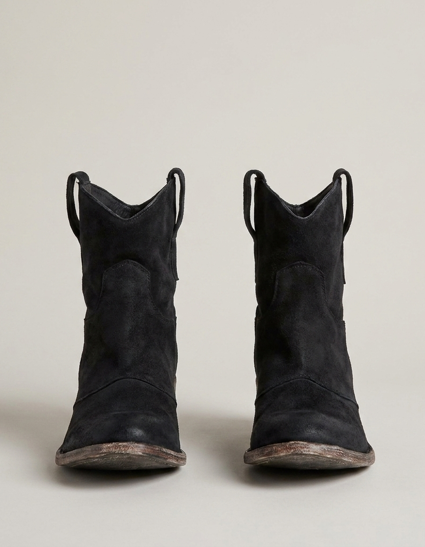 PLUXSTYLE::numise::charlotte-supportive-block-heel-boots::pack-black