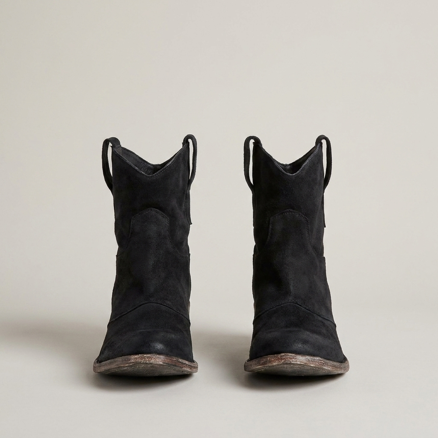 PLUXSTYLE::numise::charlotte-supportive-block-heel-boots::pack-black