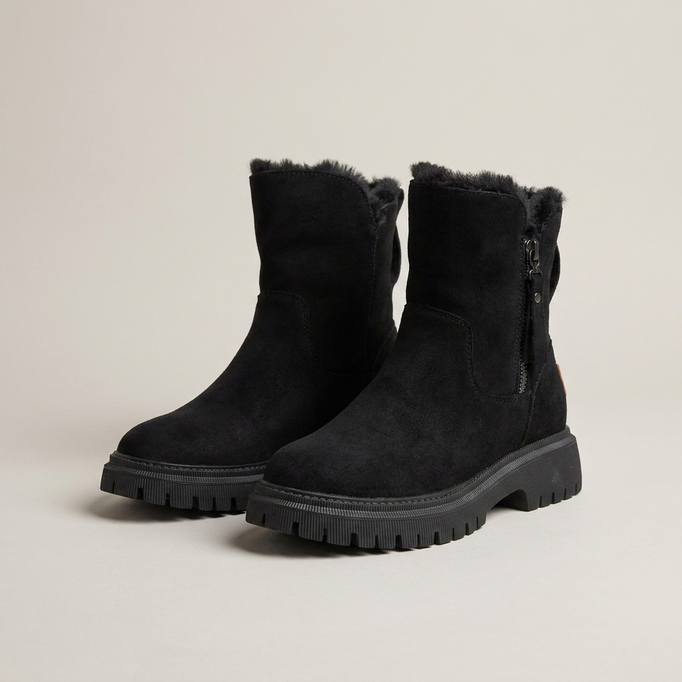 PLUXSTYLE::numise::lug-sole-winter-ankle-boots::pack-black