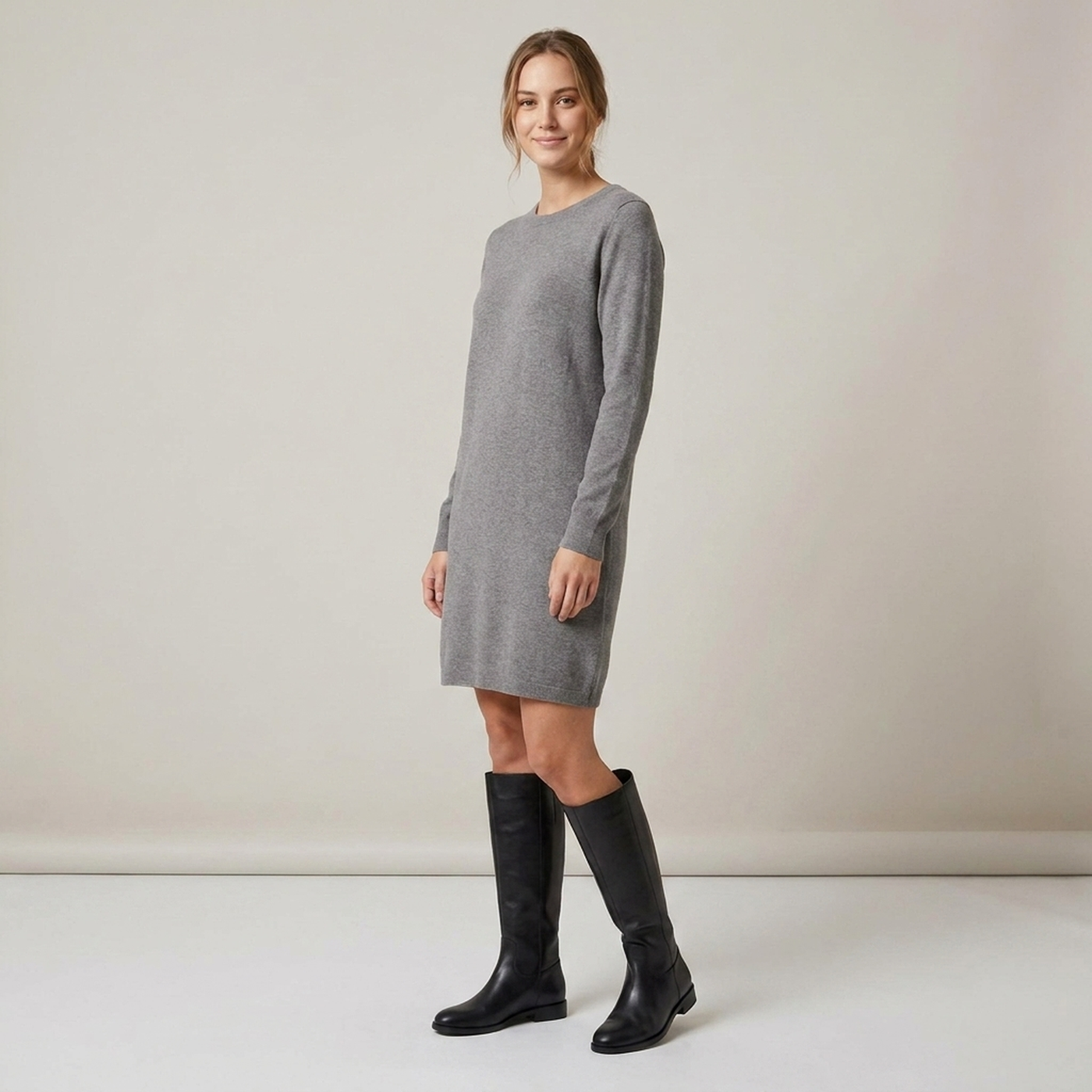 PLUXSTYLE::numise::camila-sleek-knee-high-boots::zoom-out