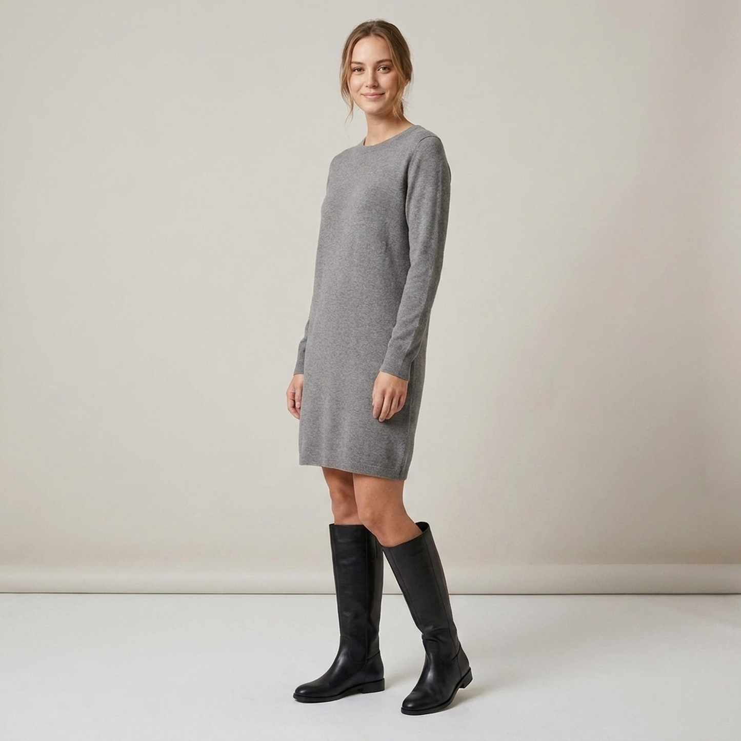PLUXSTYLE::numise::camila-sleek-knee-high-boots::zoom-out