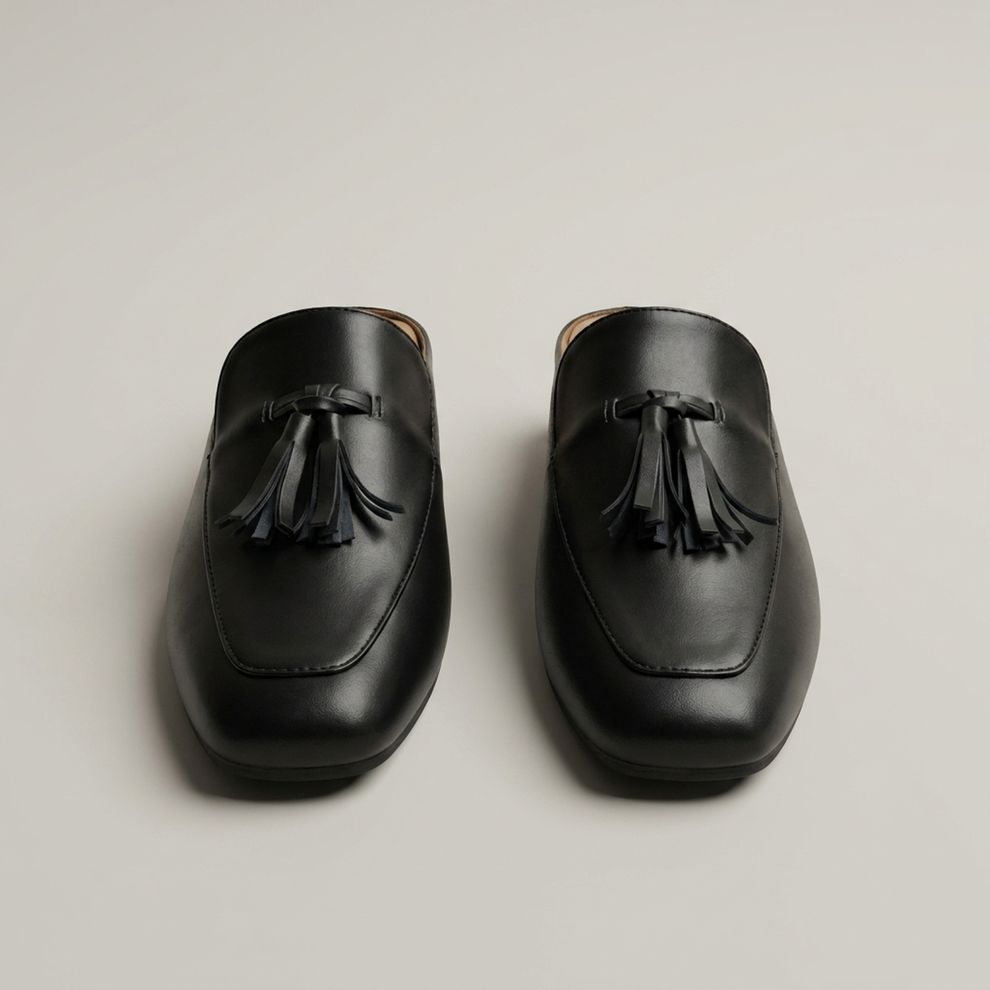PLUXSTYLE::numise::womens-backless-tassel-loafers::pack-black