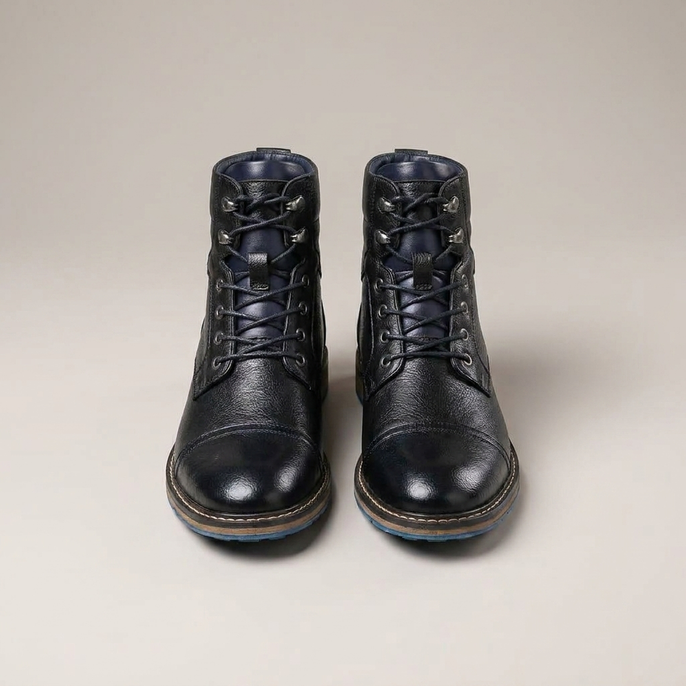 PLUXSTYLE::numise::two-tone-polished-ankle-boots::pack-obsidian-black