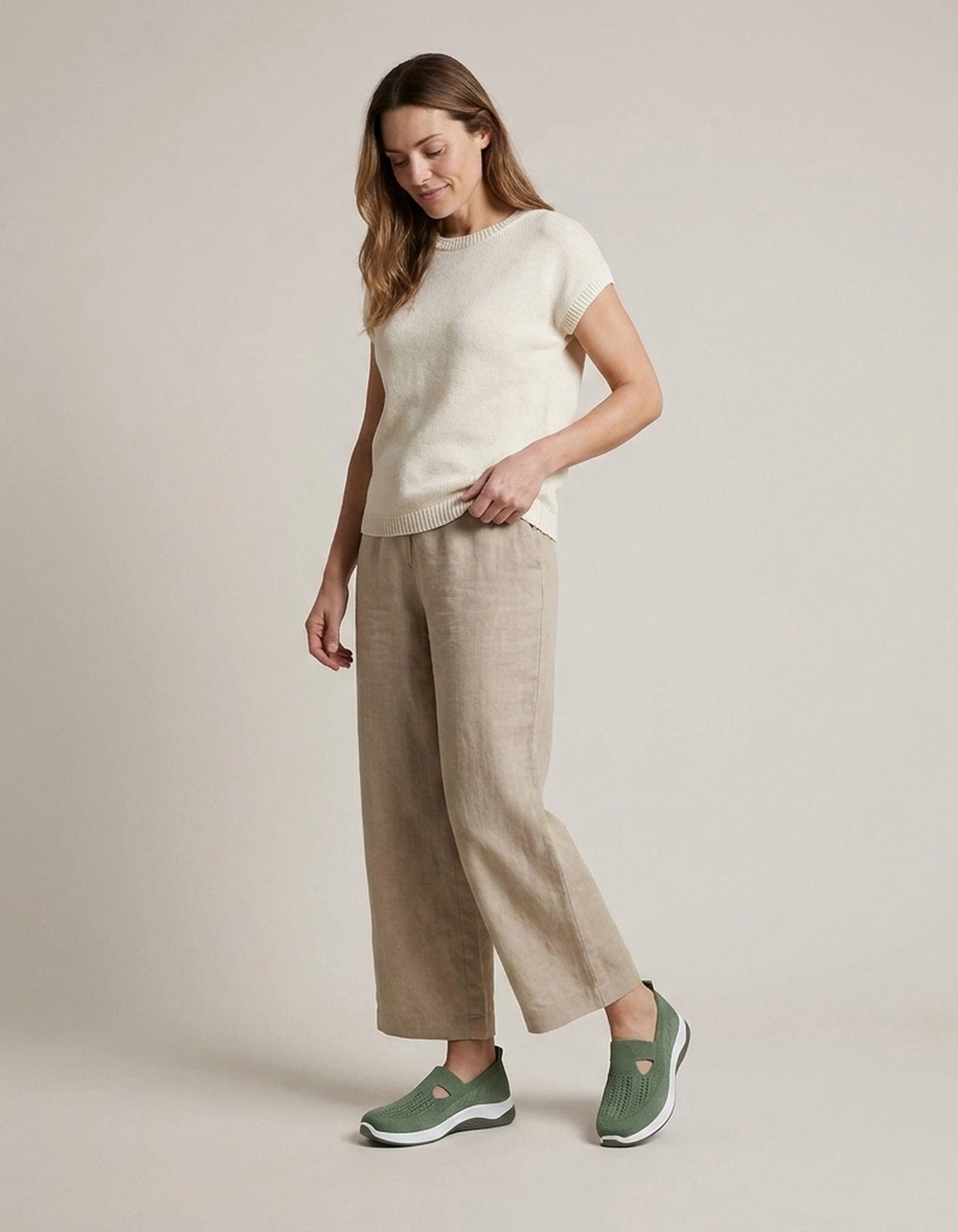 PLUXSTYLE::numise::daria-supportive-slip-on-shoes::zoom-out