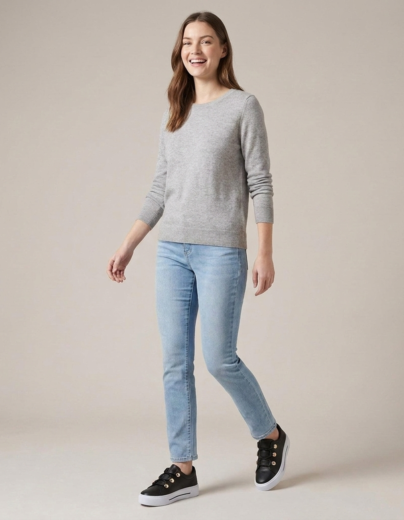 PLUXSTYLE::numise::aria-studded-platform-sneakers::zoom-out