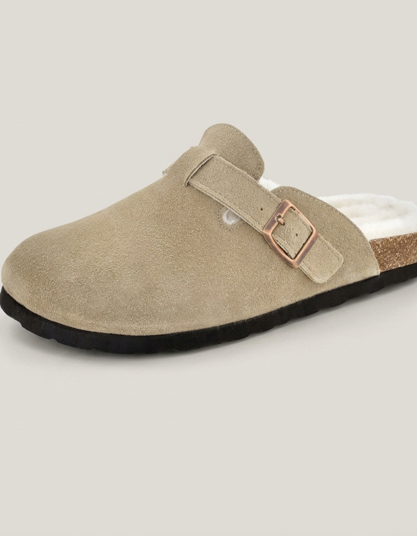 PLUXSTYLE::numise::ergonomic-winter-clogs::pack-hero