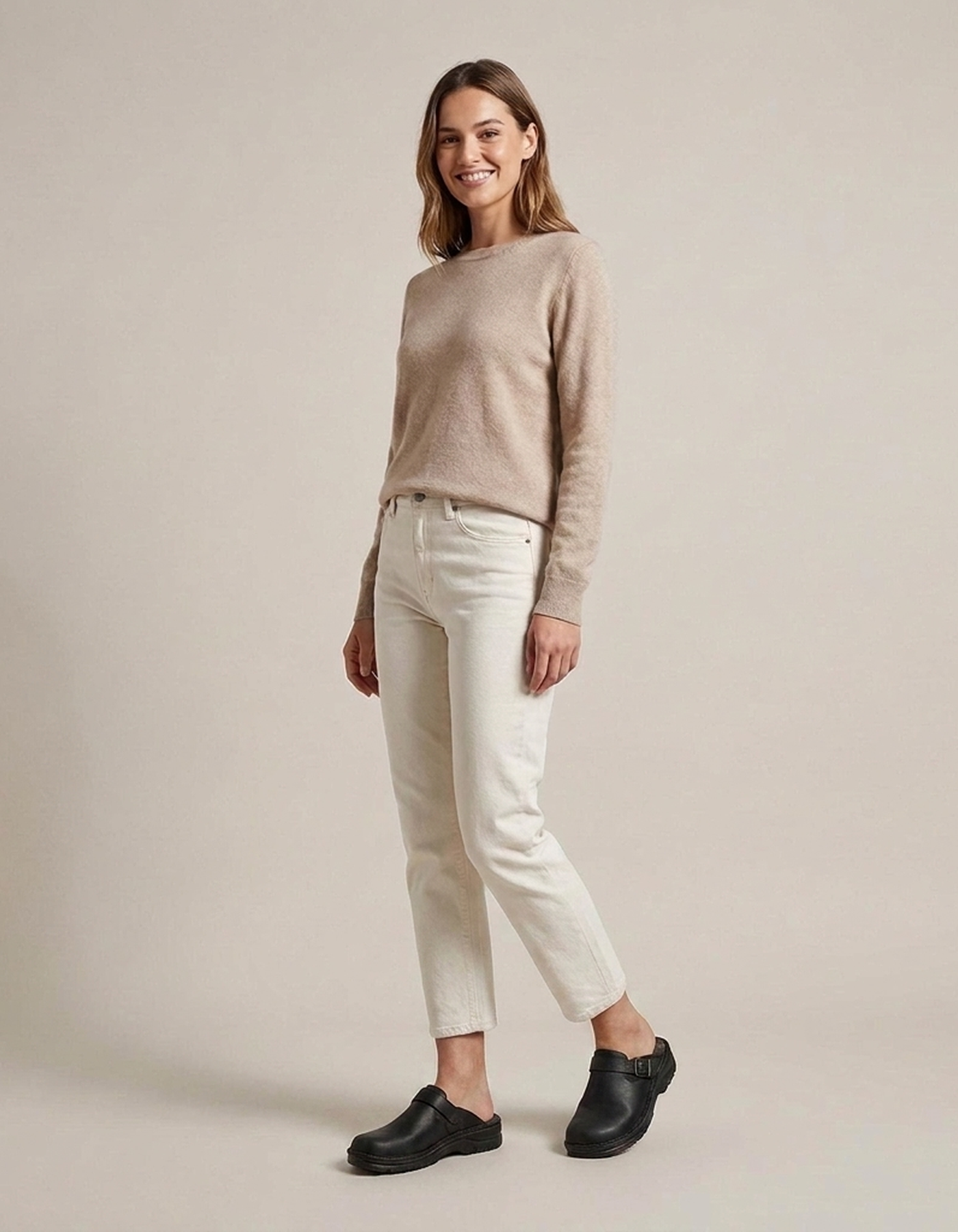 PLUXSTYLE::numise::womens-easy-slip-on-clogs::zoom-out