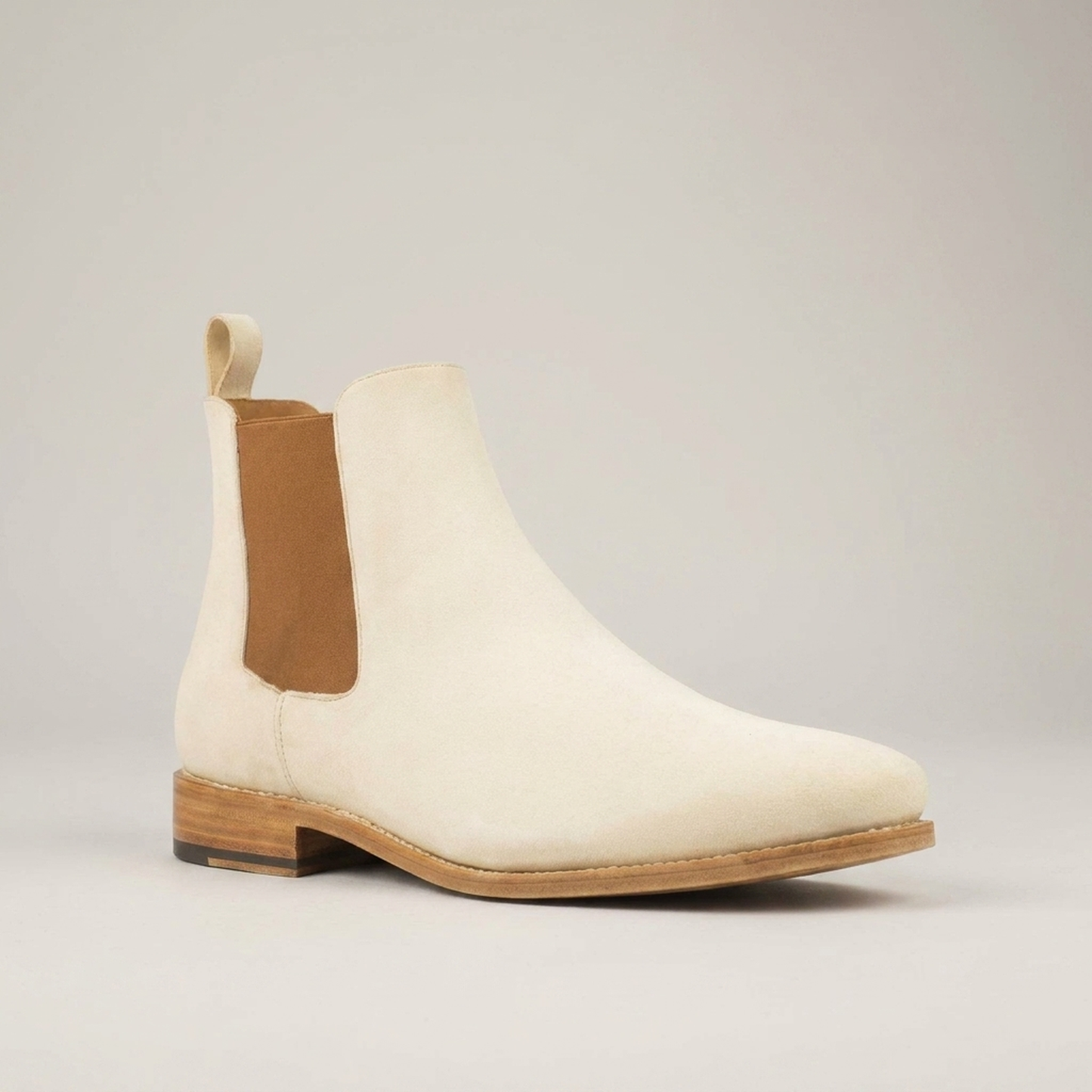 PLUXSTYLE::numise::mens-ivory-chelsea-boots::closeup-hero