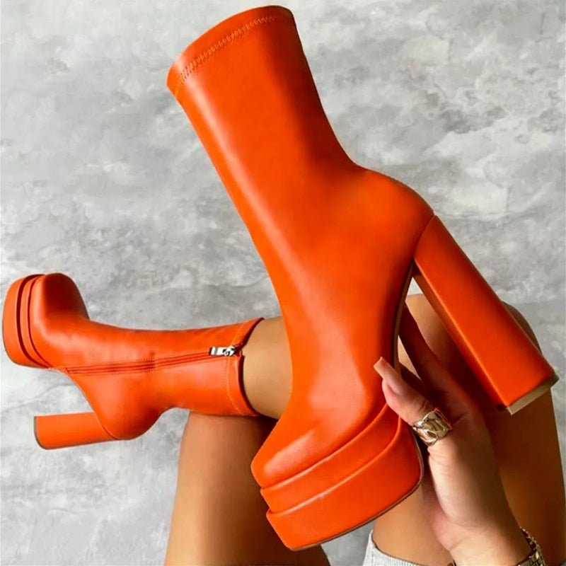 PLUXSTYLE::numise::womens-high-heel-platform-ankle-boots::lifestyle-keep-2