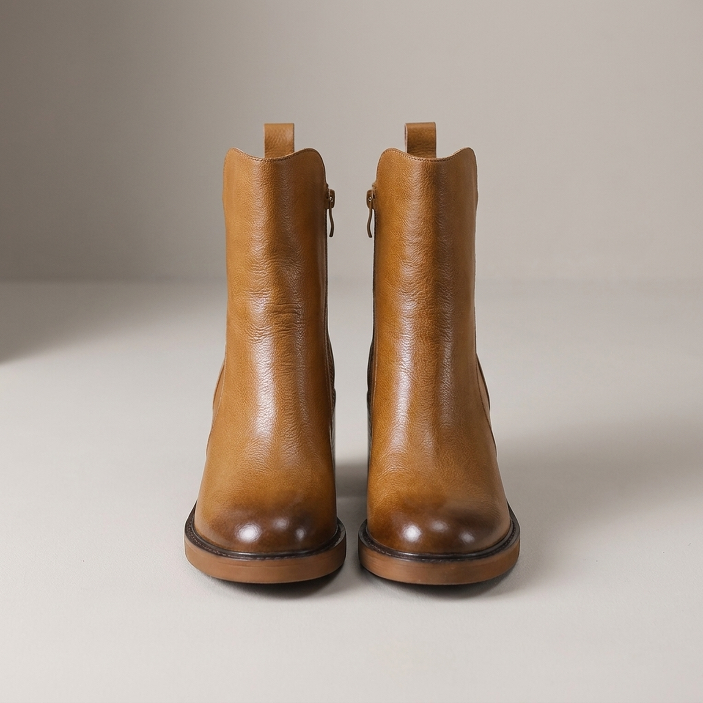 PLUXSTYLE::numise::amelie-classic-ankle-boots::pack-brown