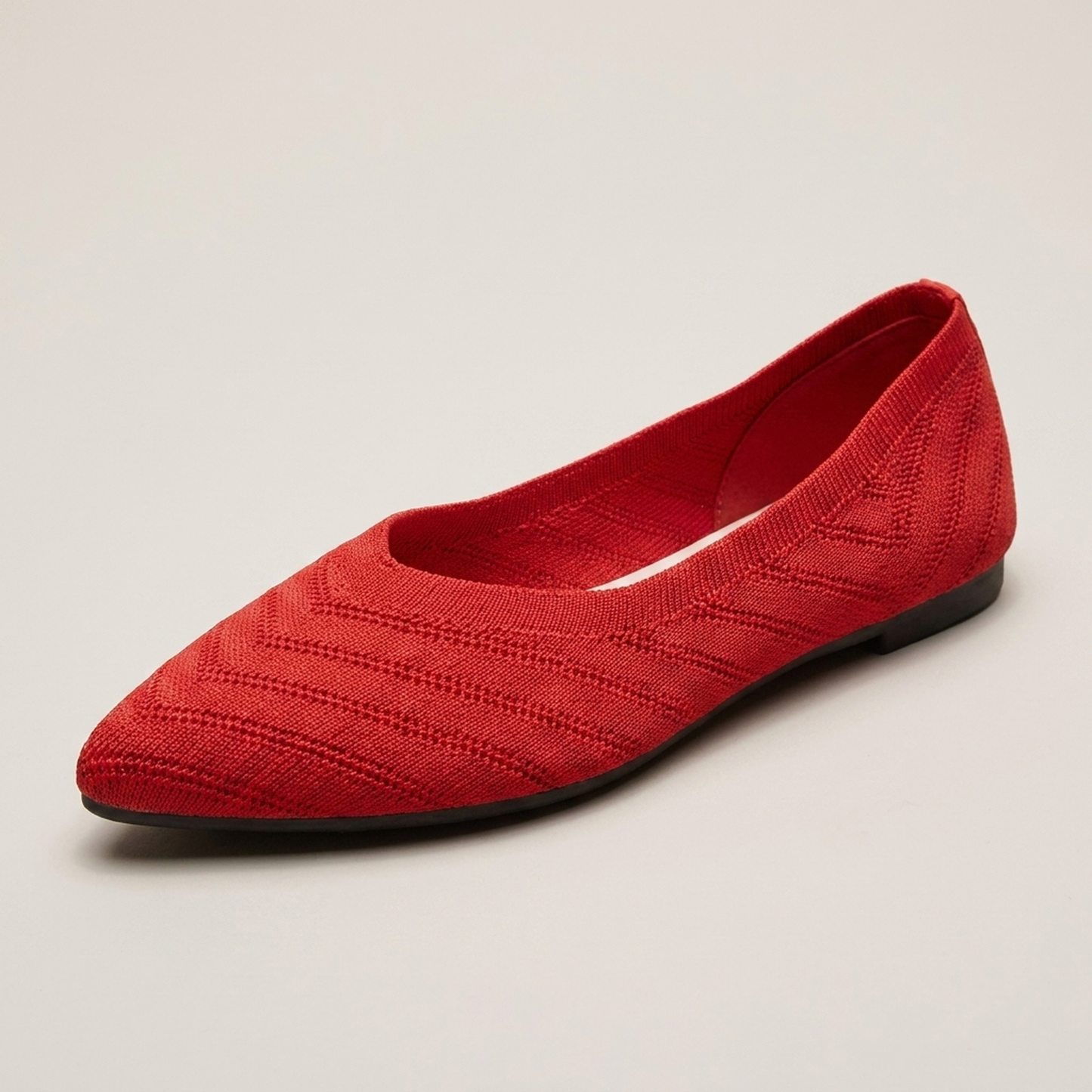 PLUXSTYLE::numise::womens-pointed-toe-ballet-footwear::closeup-hero