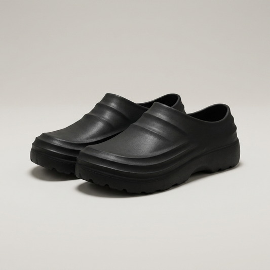 PLUXSTYLE::numise::slip-resistant-comfort-clogs::pack-hero
