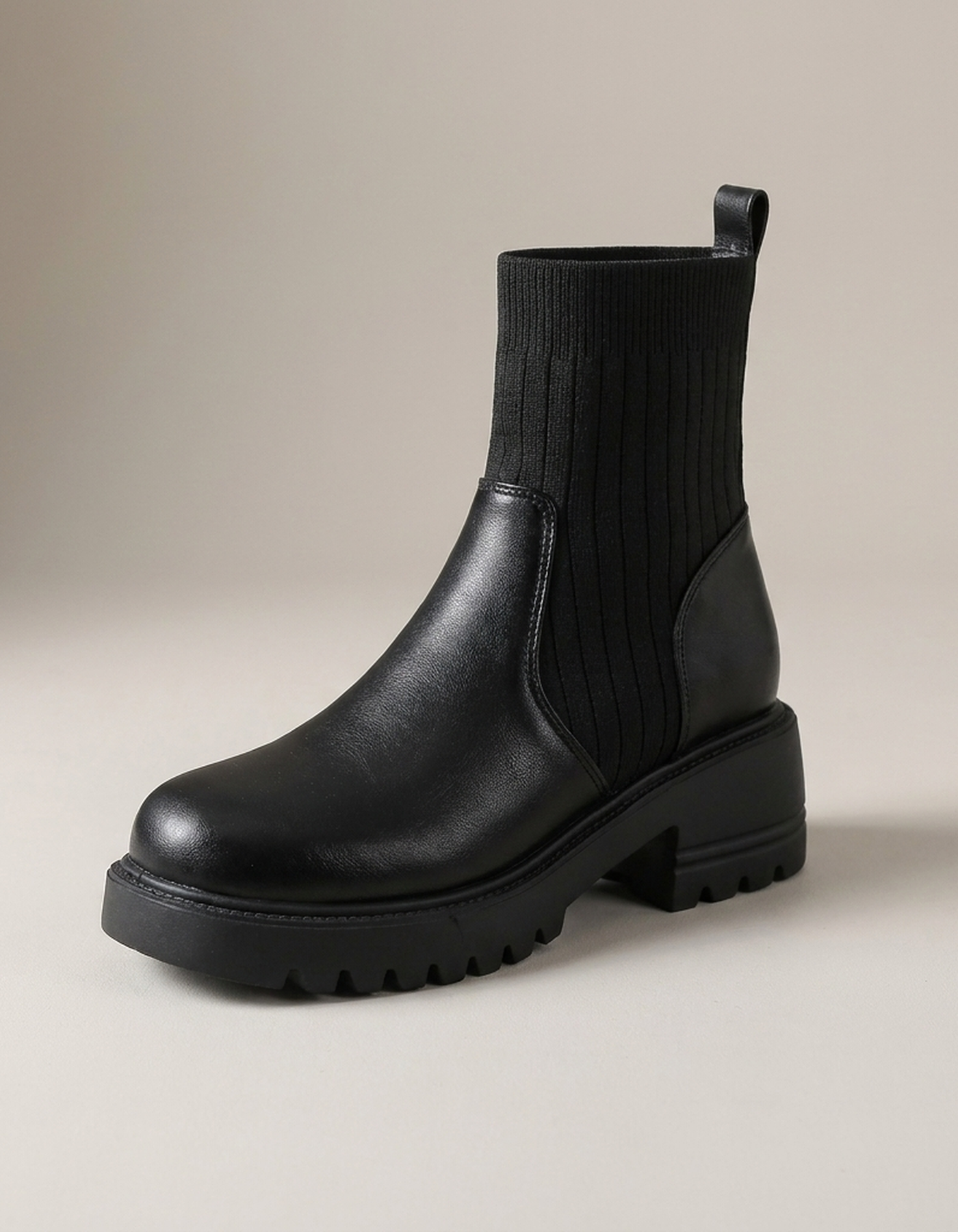 PLUXSTYLE::numise::addison-everyday-platform-boots::closeup-hero