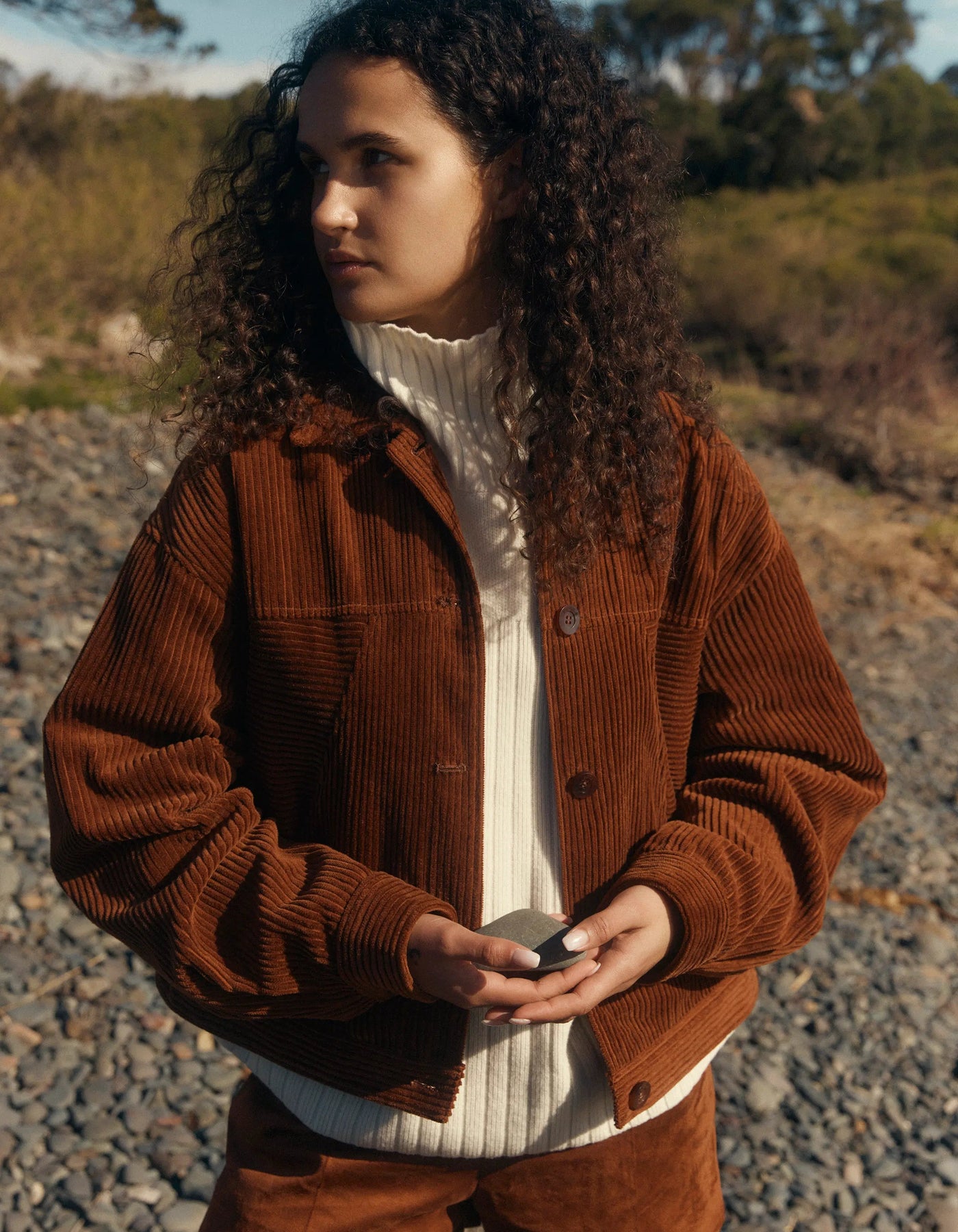 PLUXSTYLE::numise::aaliyah-drop-shoulder-parka::lifestyle-keep-1