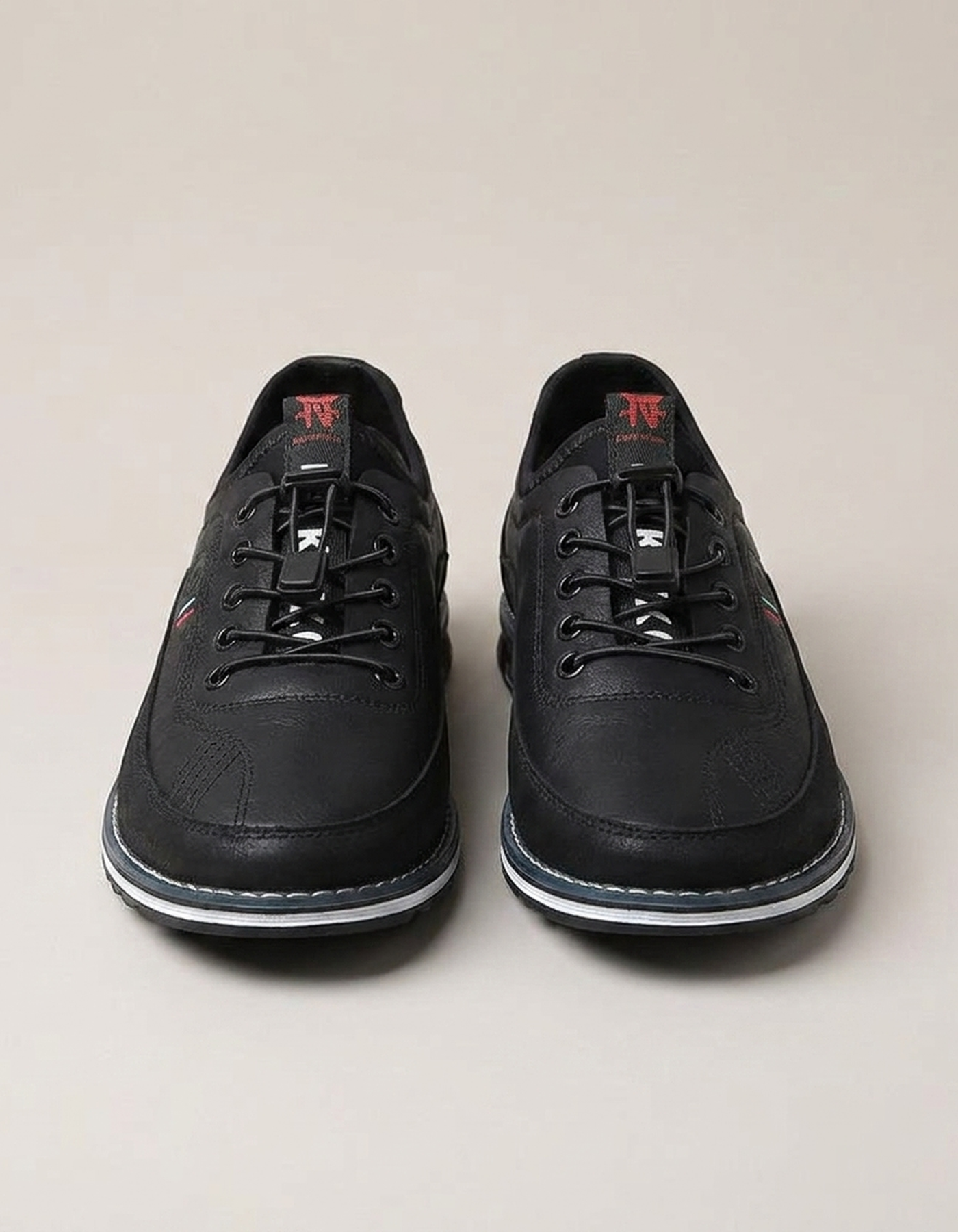 PLUXSTYLE::numise::classic-oxford-baskets::pack-black