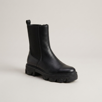 PLUXSTYLE::numise::alina-chunky-everyday-boots::closeup-hero