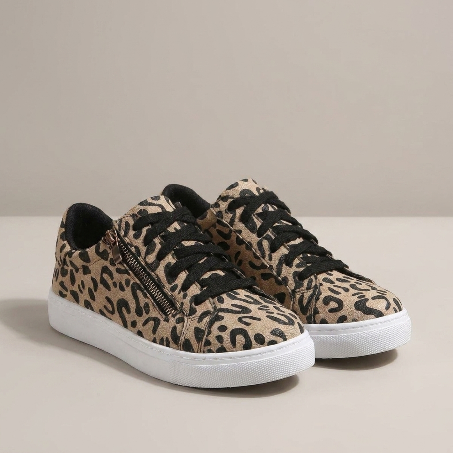 PLUXSTYLE::numise::leopard-low-top-platform-sneakers::pack-khaki-leopard-print