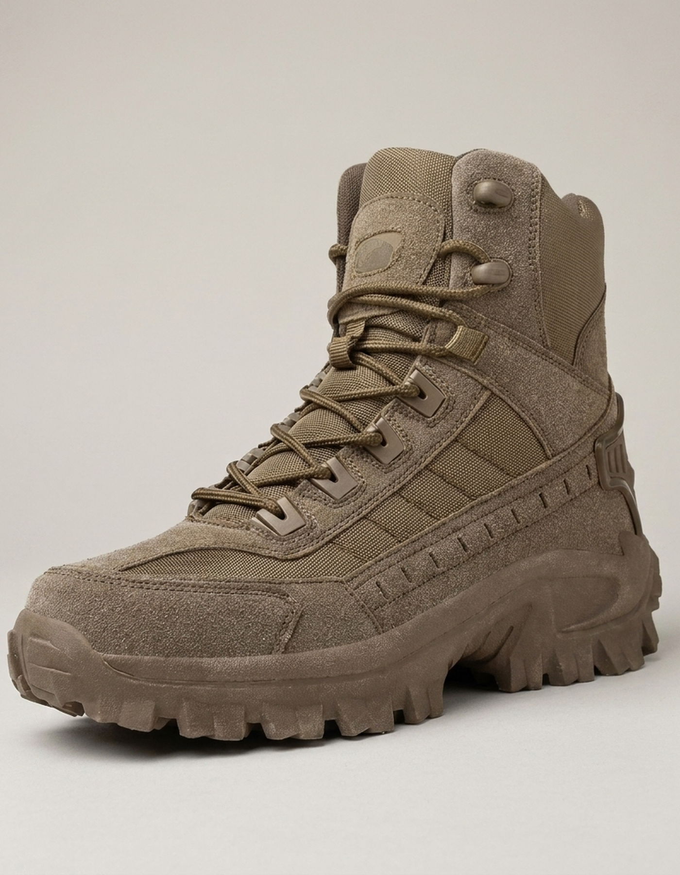 PLUXSTYLE::numise::mens-desert-tactical-boots::closeup-hero