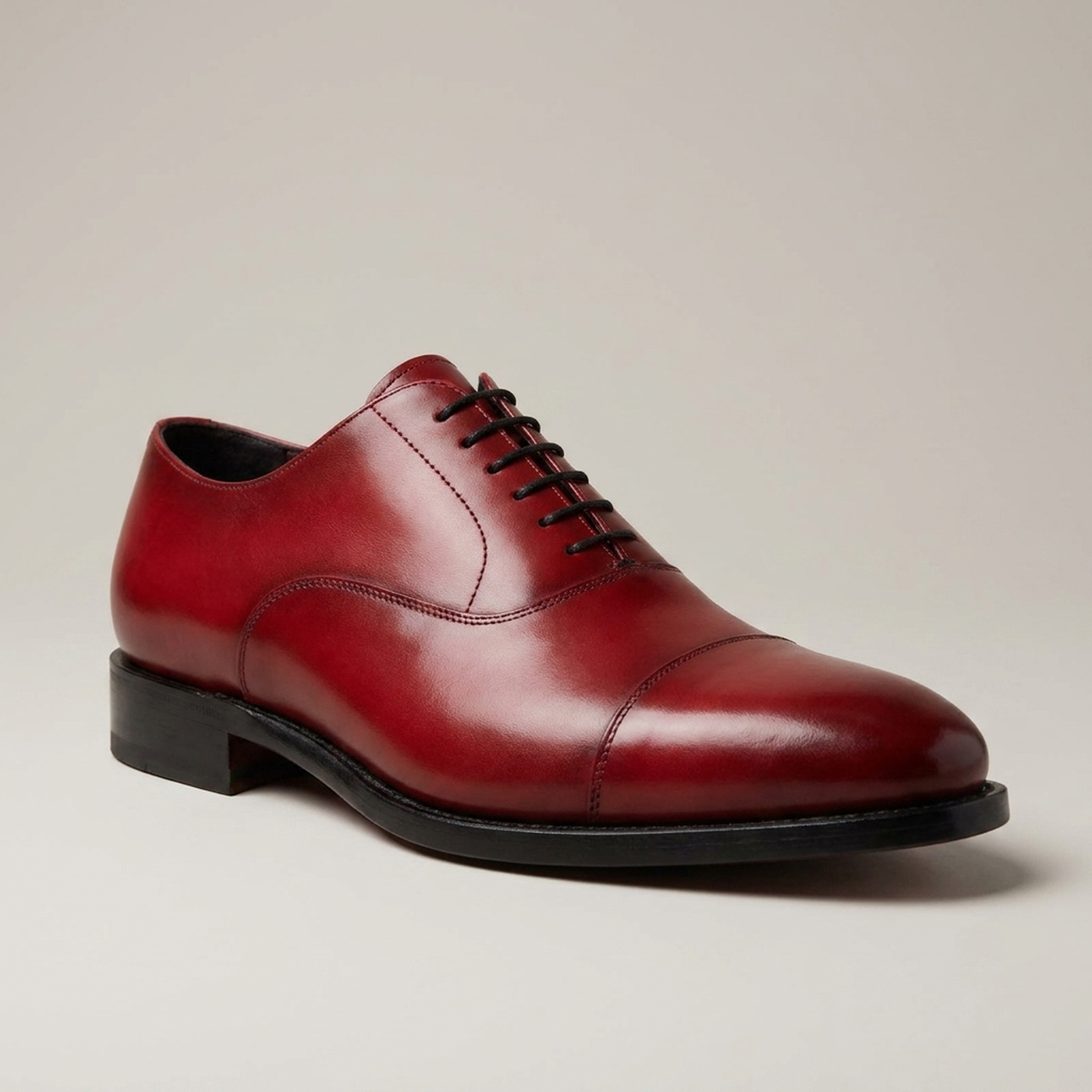 PLUXSTYLE::numise::mens-red-oxford-dress-shoes::closeup-hero