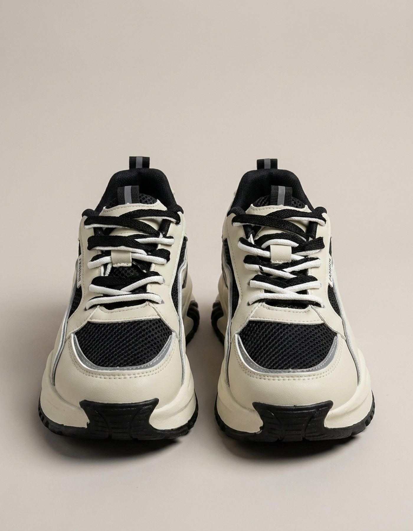PLUXSTYLE::numise::paneled-chunky-platform-sneakers::pack-black