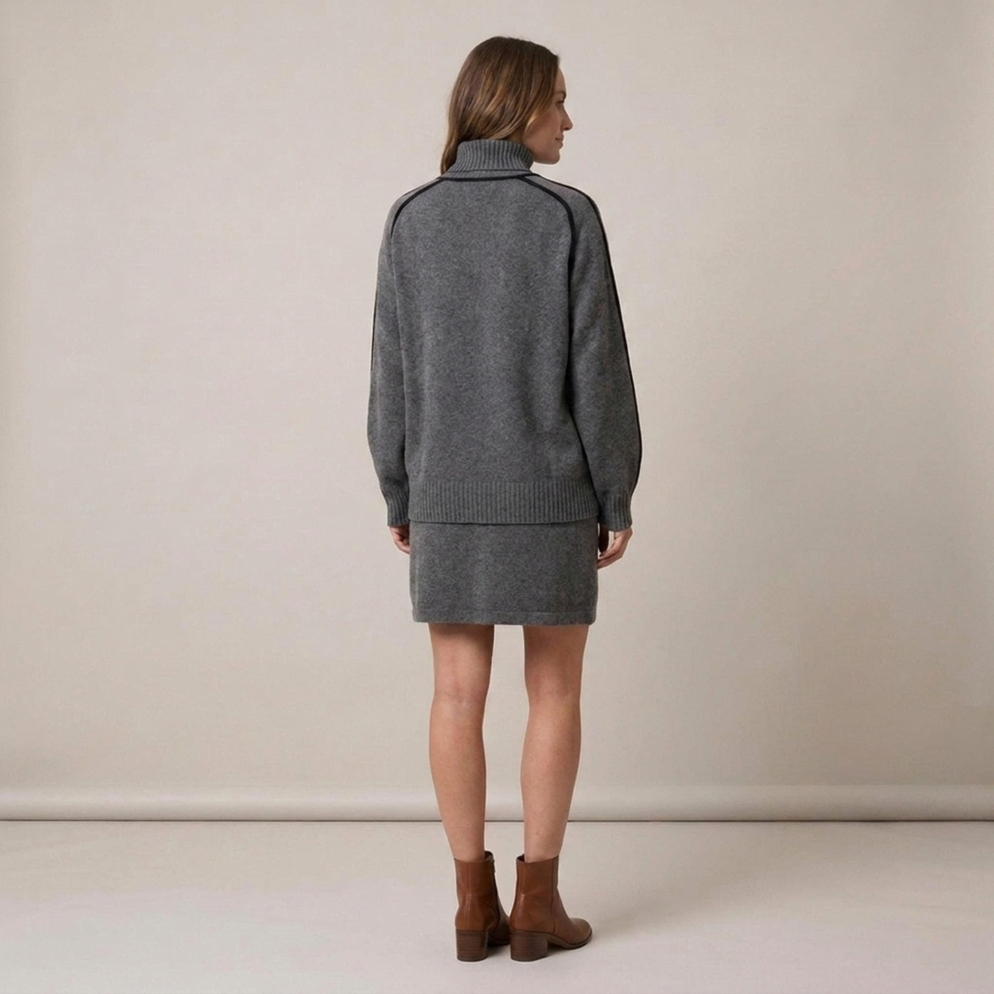 PLUXSTYLE::numise::amandine-oversized-turtleneck-sweater::back