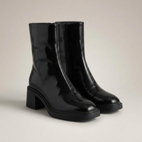 PLUXSTYLE::numise::everyday-side-zip-ankle-boots::closeup-detail