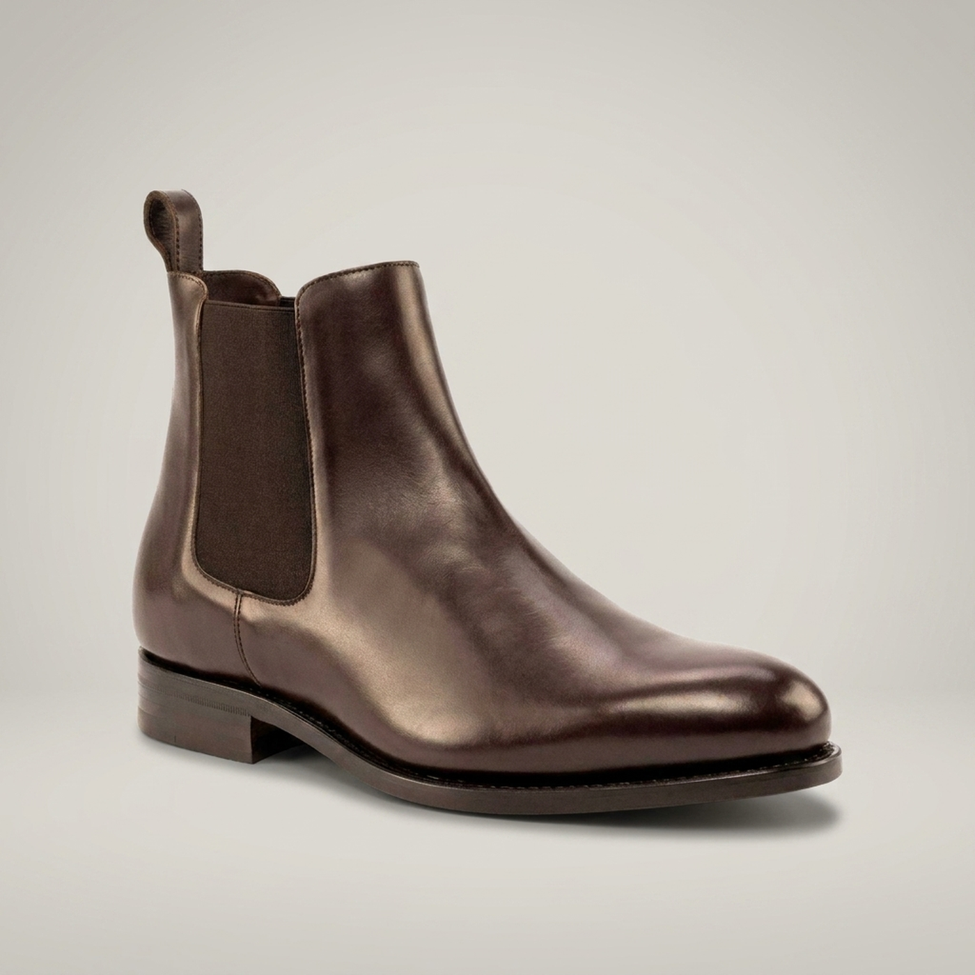 PLUXSTYLE::numise::mens-dark-brown-chelsea-boots::closeup-hero