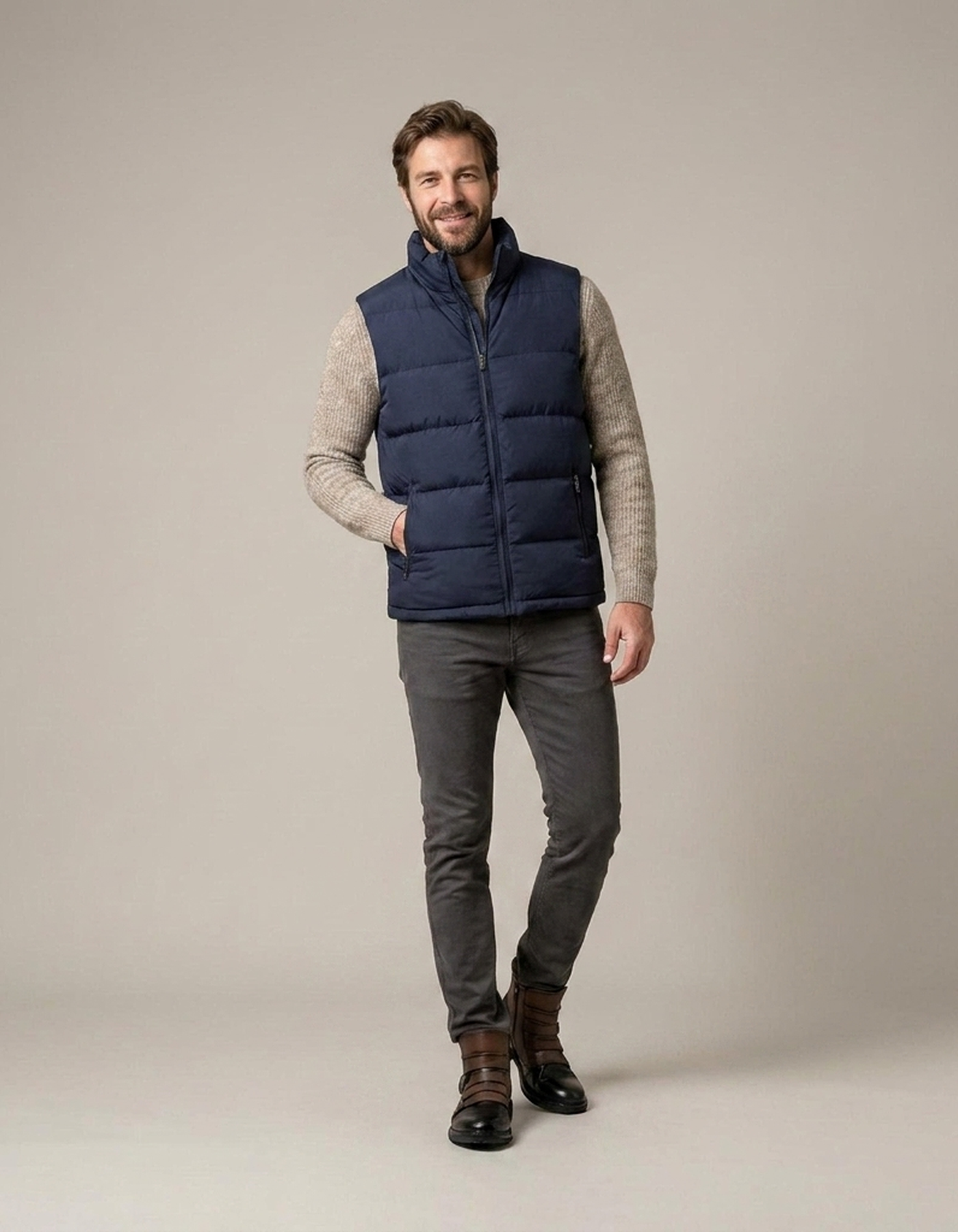 PLUXSTYLE::numise::mens-warm-sleeveless-puffer-vest::front