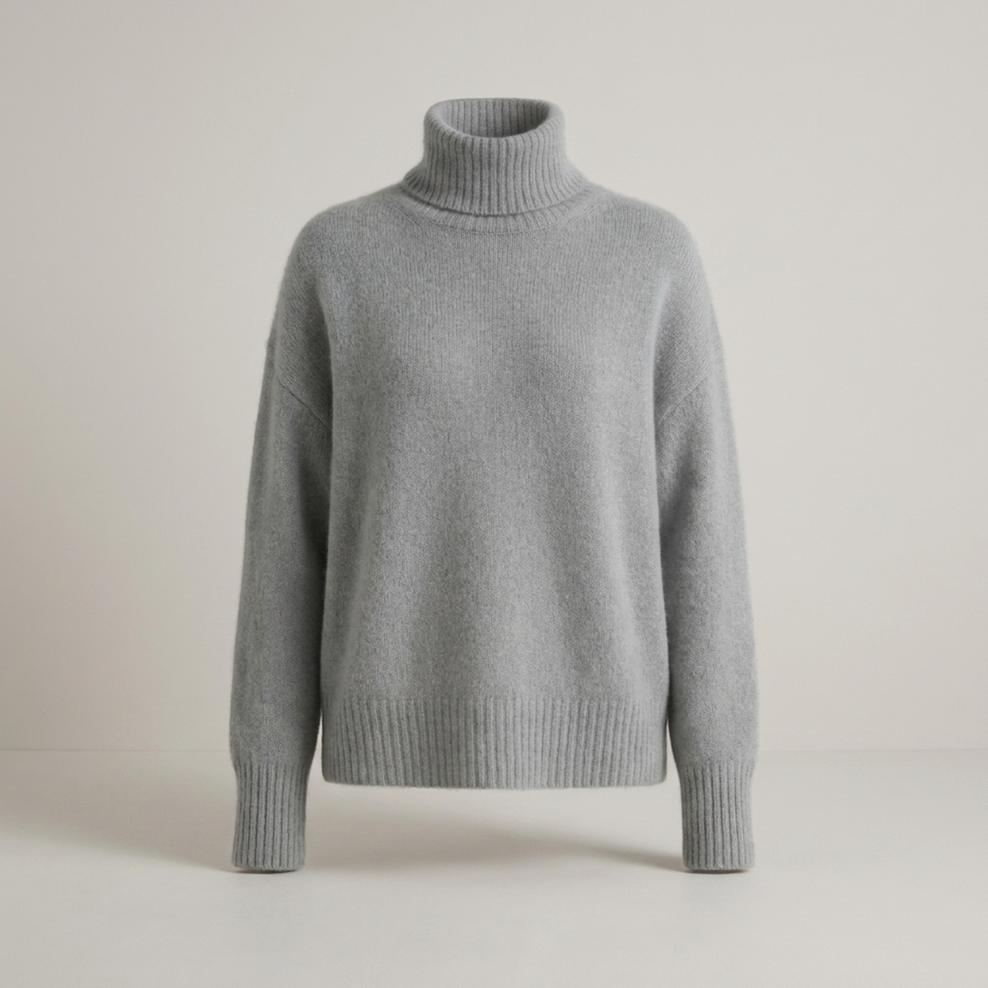 PLUXSTYLE::numise::averelle-oversized-turtleneck-sweater::pack-grey