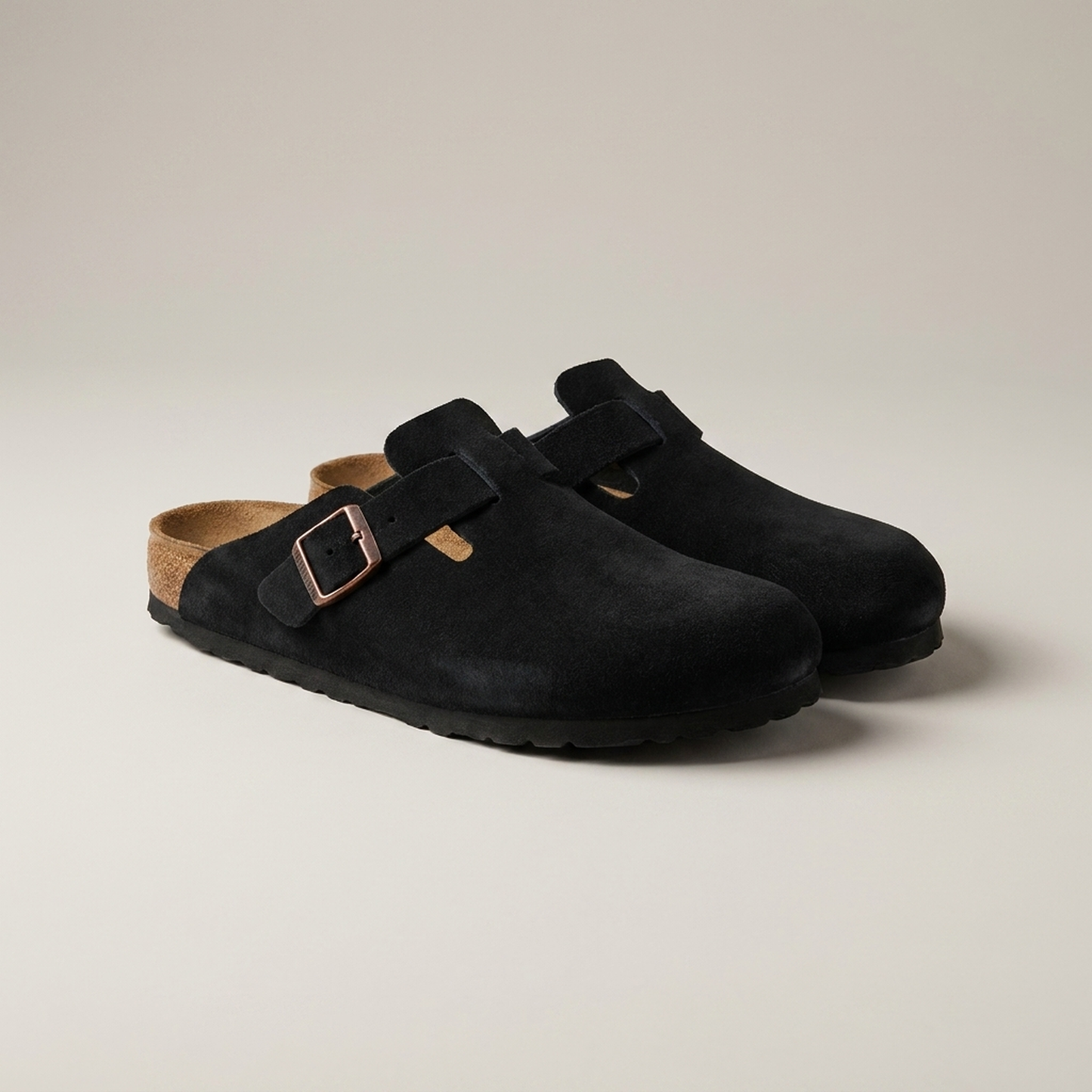 PLUXSTYLE::numise::all-day-comfort-work-clogs::pack-hero