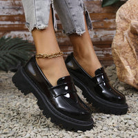 PLUXSTYLE::numise::womens-cushioned-platform-loafers::lifestyle-keep-1