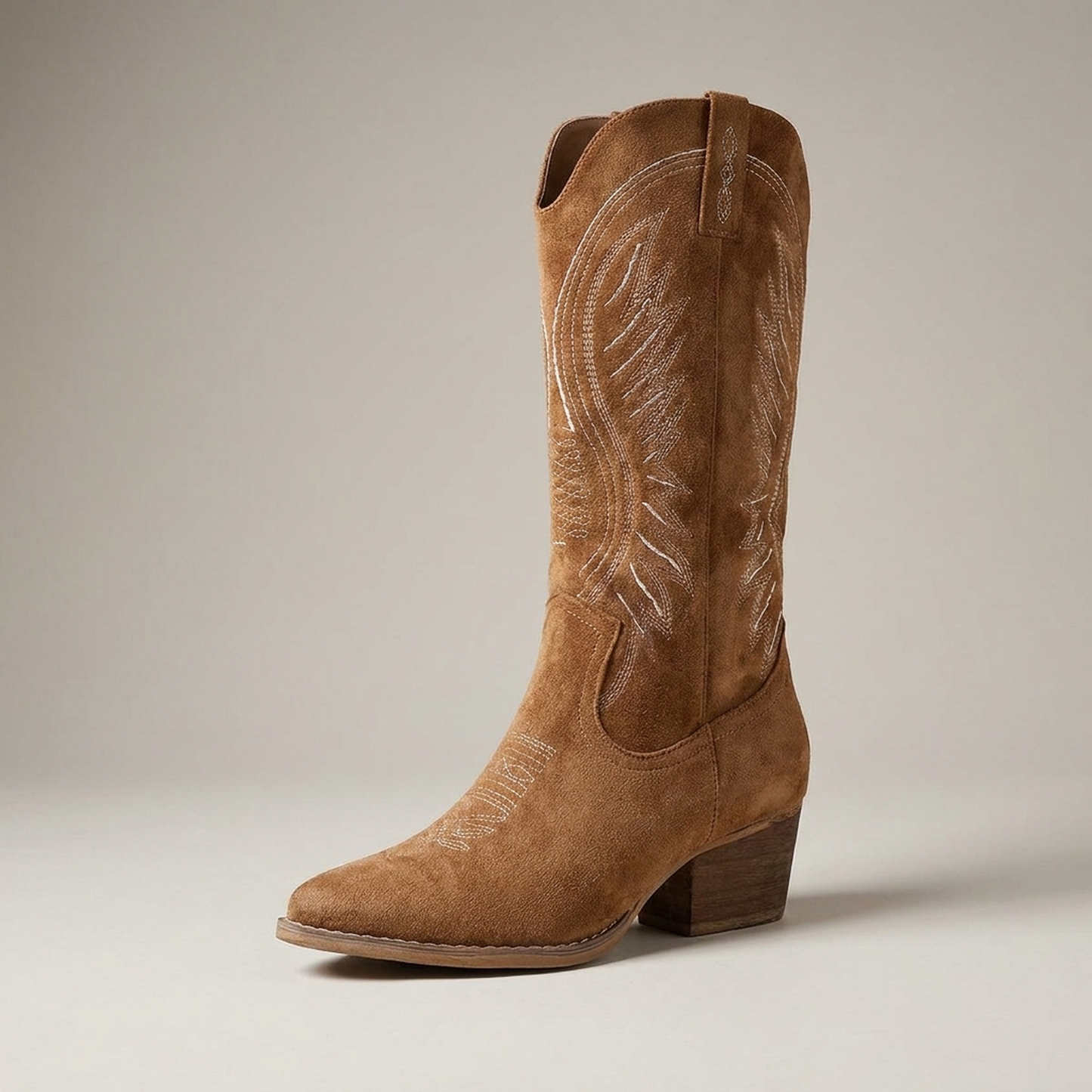PLUXSTYLE::numise::alice-midnight-boots::closeup-hero