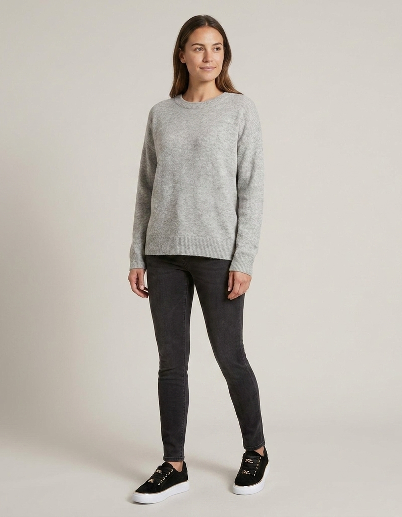 PLUXSTYLE::numise::blanche-platform-basket-sneakers::zoom-out