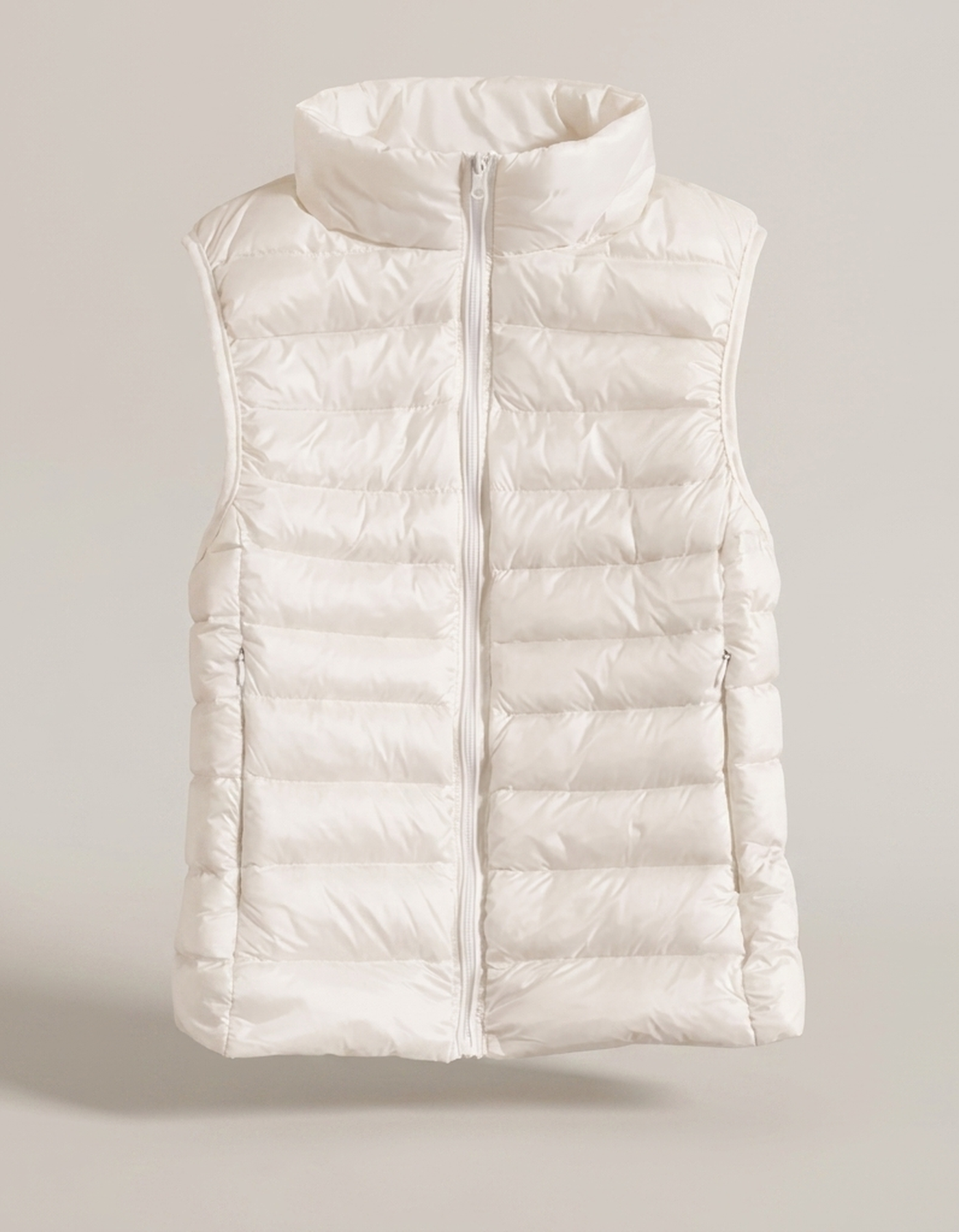 PLUXSTYLE::numise::everyday-sleeveless-parka::pack-white