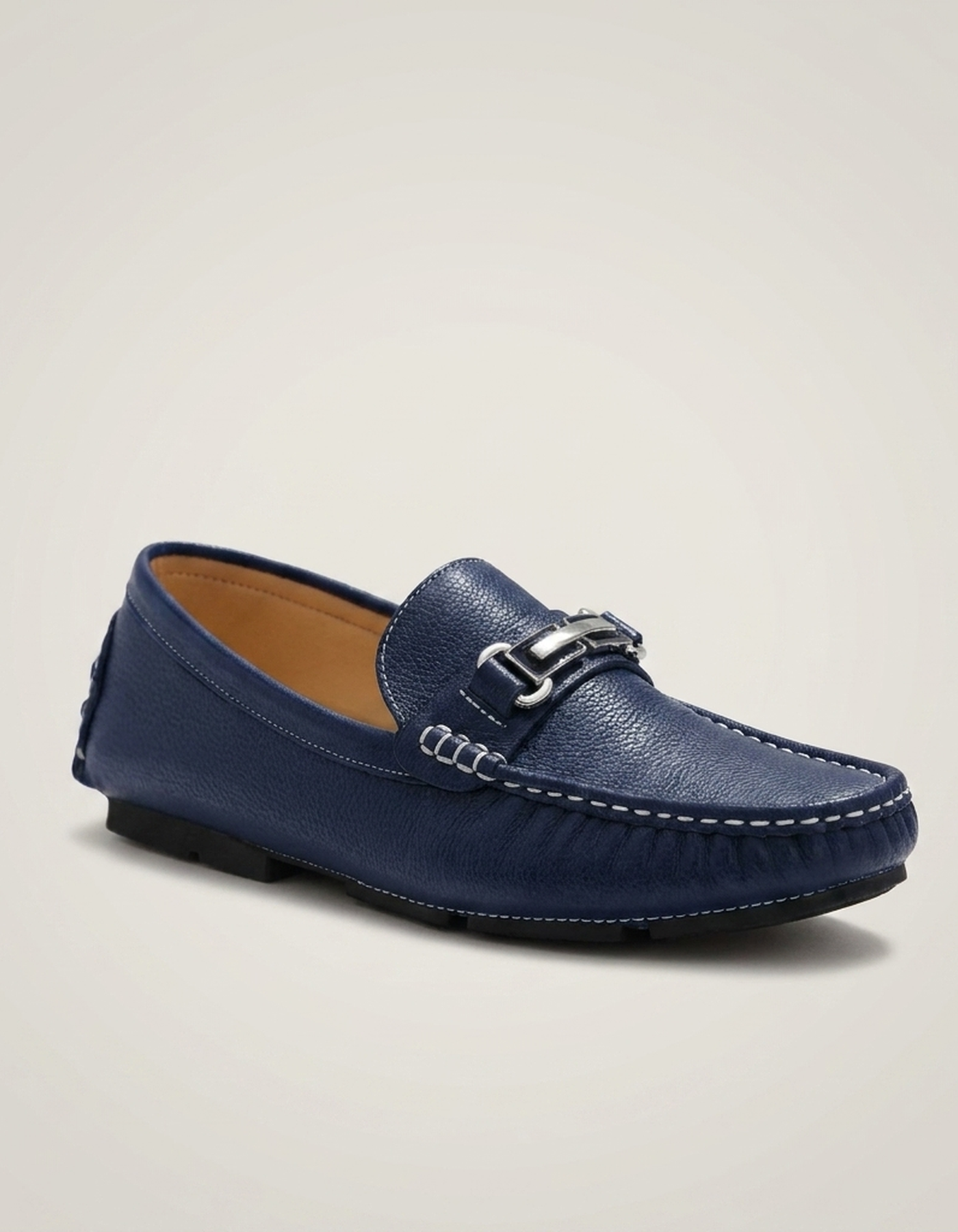 PLUXSTYLE::numise::mens-cushioned-dress-loafers::closeup-hero