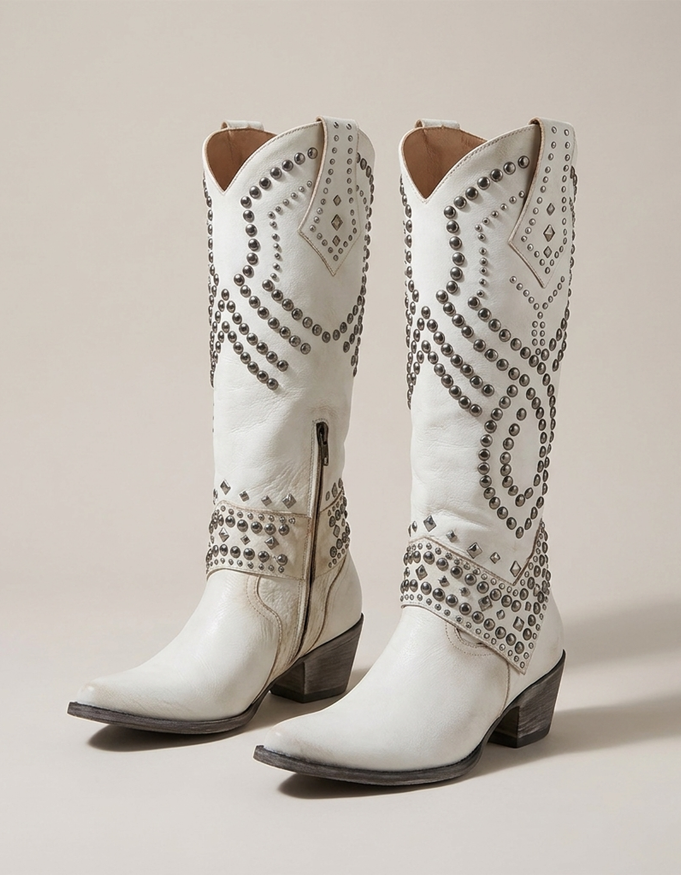 PLUXSTYLE::numise::amelia-studded-western-boots::pack-white