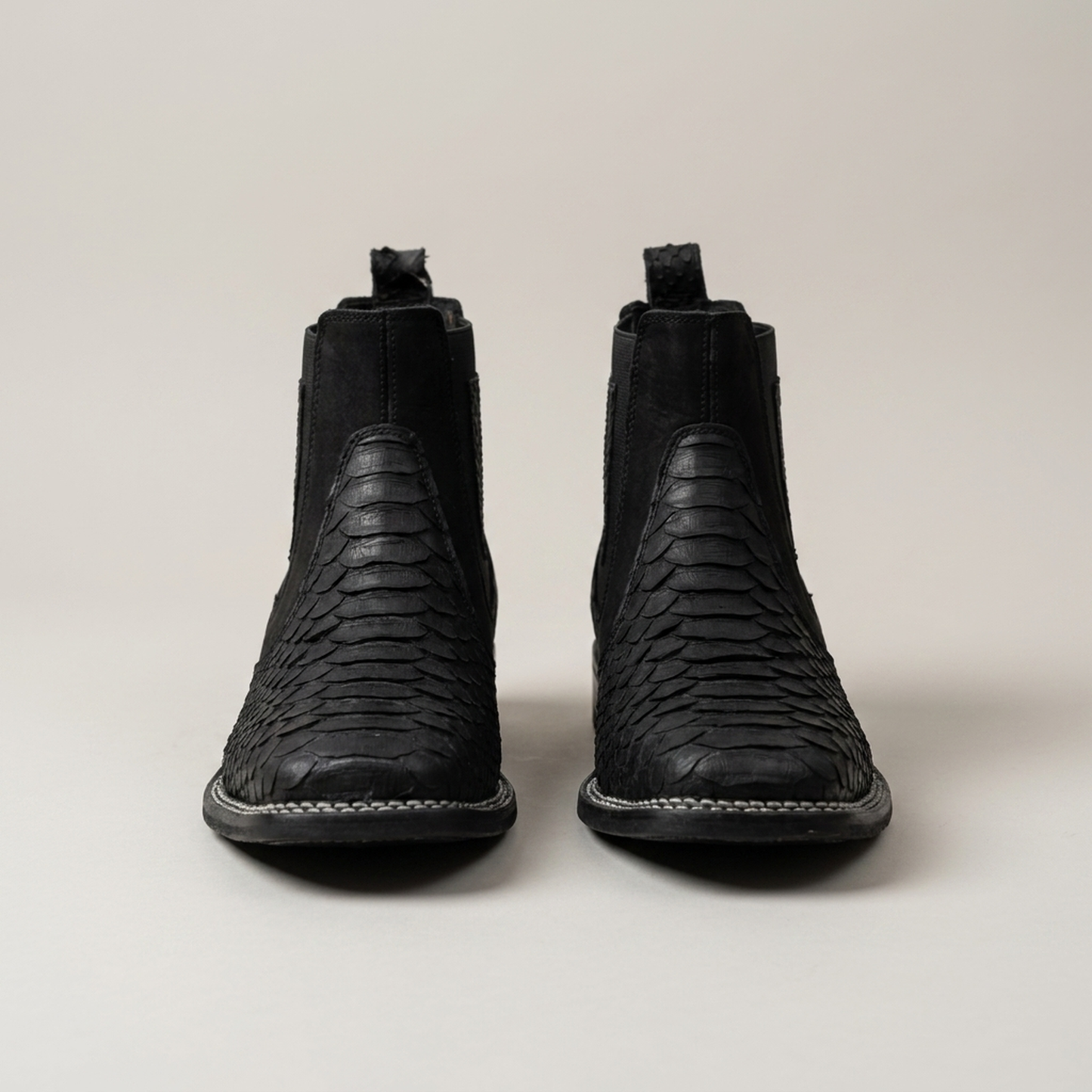 PLUXSTYLE::numise::mens-m1-vintage-boots::pack-black