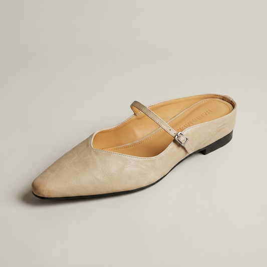 PLUXSTYLE::numise::alma-pointed-toe-mary-jane-mules::closeup-hero