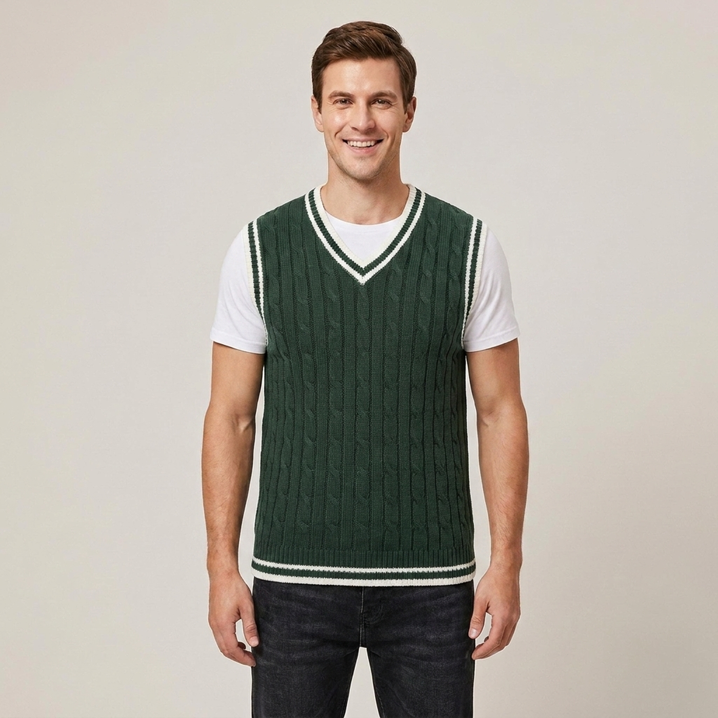 PLUXSTYLE::numise::cable-detail-v-neck-sweater-vest::front