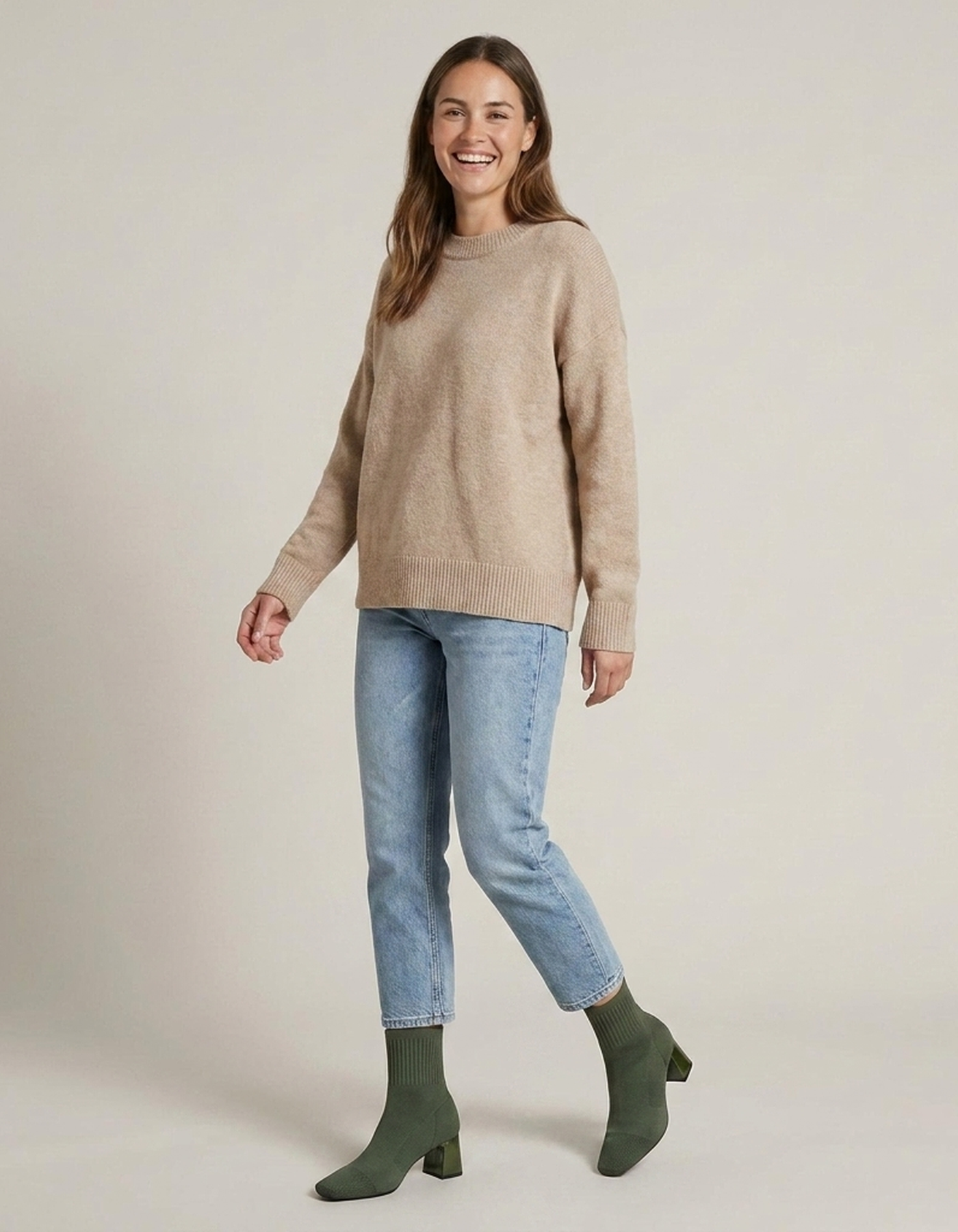 PLUXSTYLE::numise::pointed-toe-slip-on-ankle-boots::zoom-out