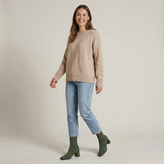 PLUXSTYLE::numise::pointed-toe-slip-on-ankle-boots::zoom-out
