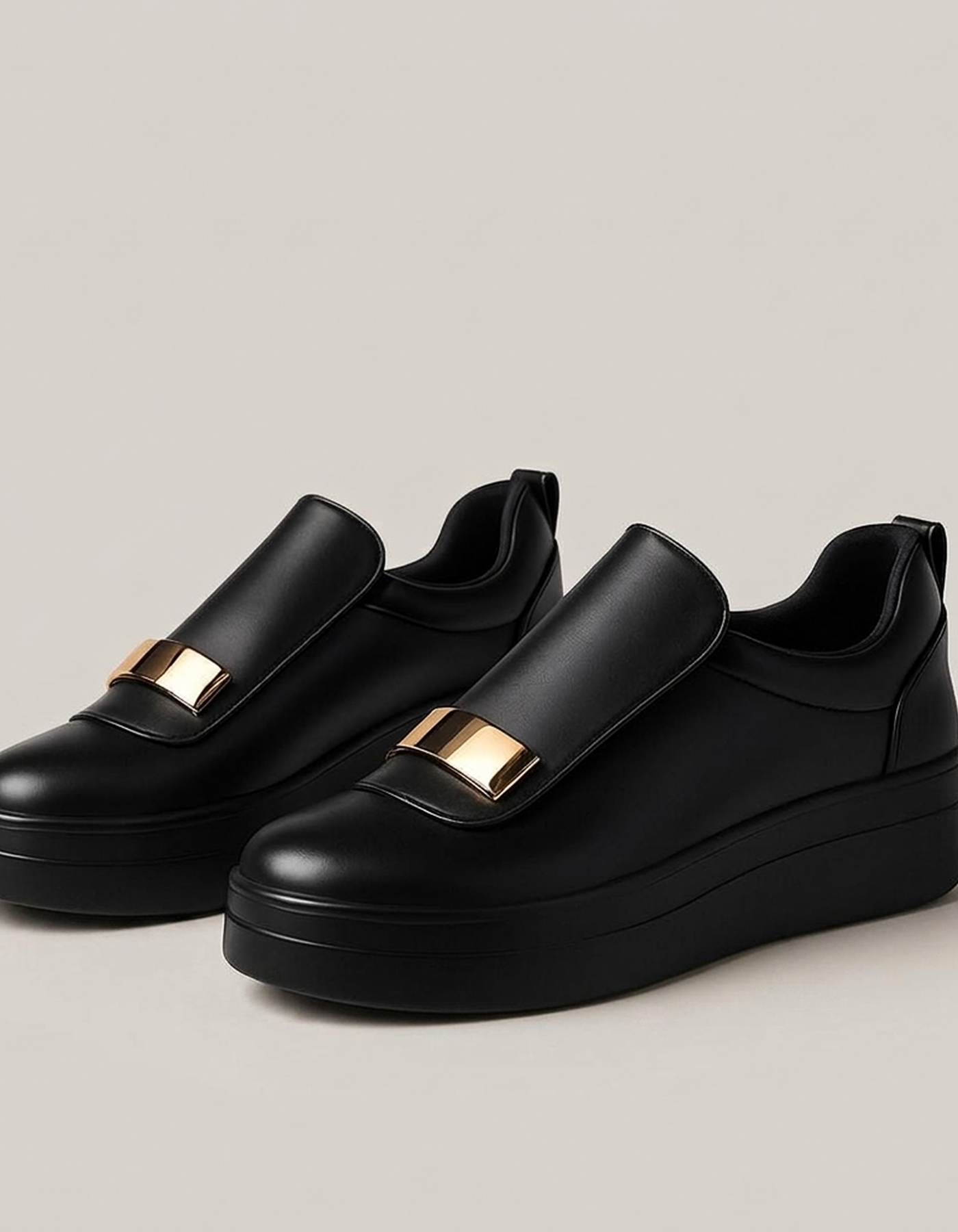 PLUXSTYLE::numise::clara-platform-loafers::pack-black